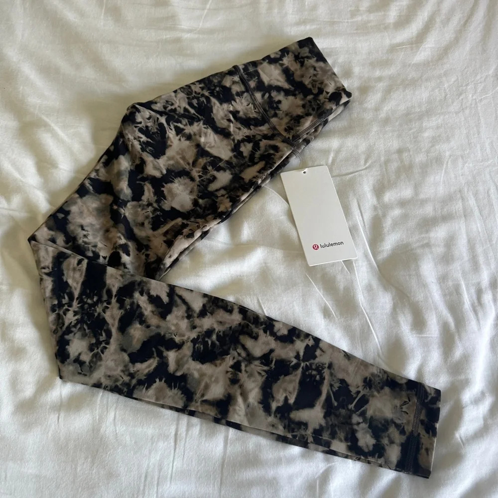 🆕 Lululemon Wunder Train HR Tight 28” Dispersed Light Raw Linen Multi